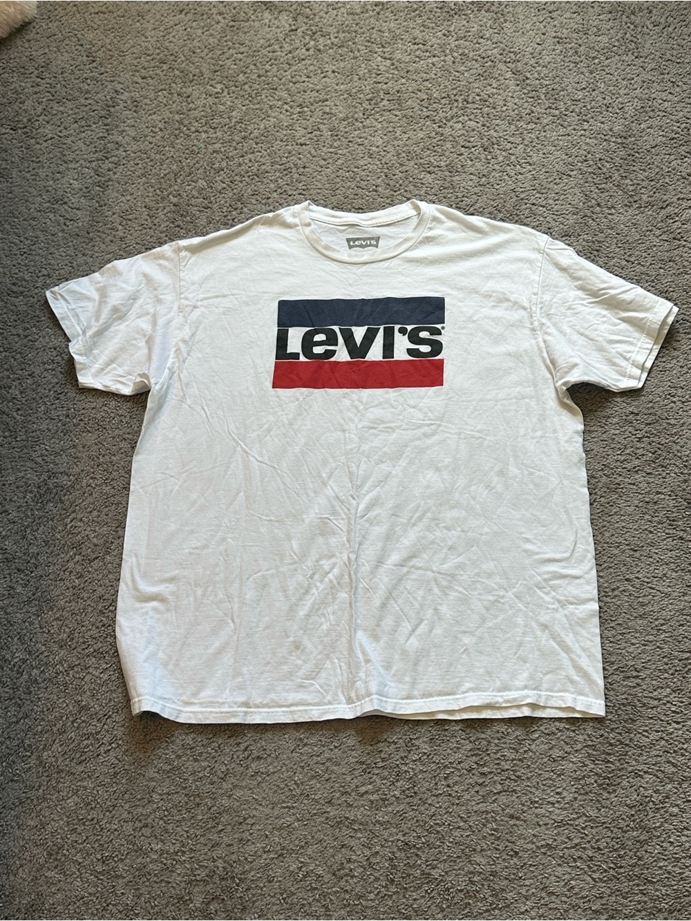Levi’s Jeans shirt with retro graphic